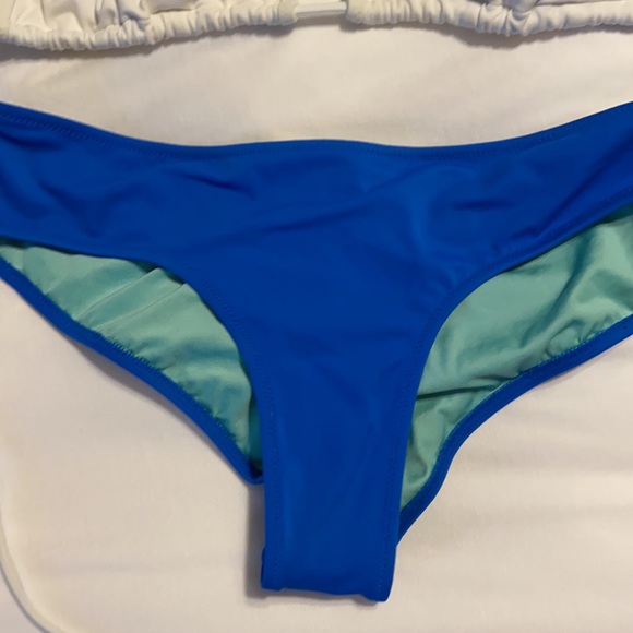 Victoria’s Secret Swimsuit Bikini small - Picture 2 of 6